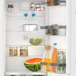 Bosch KIL82VFE0   177.2cm Iebūvējams!