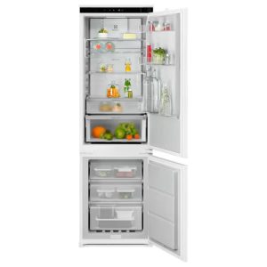 Electrolux E8CNGD18S  177.2cm No frost Iebūvējams!